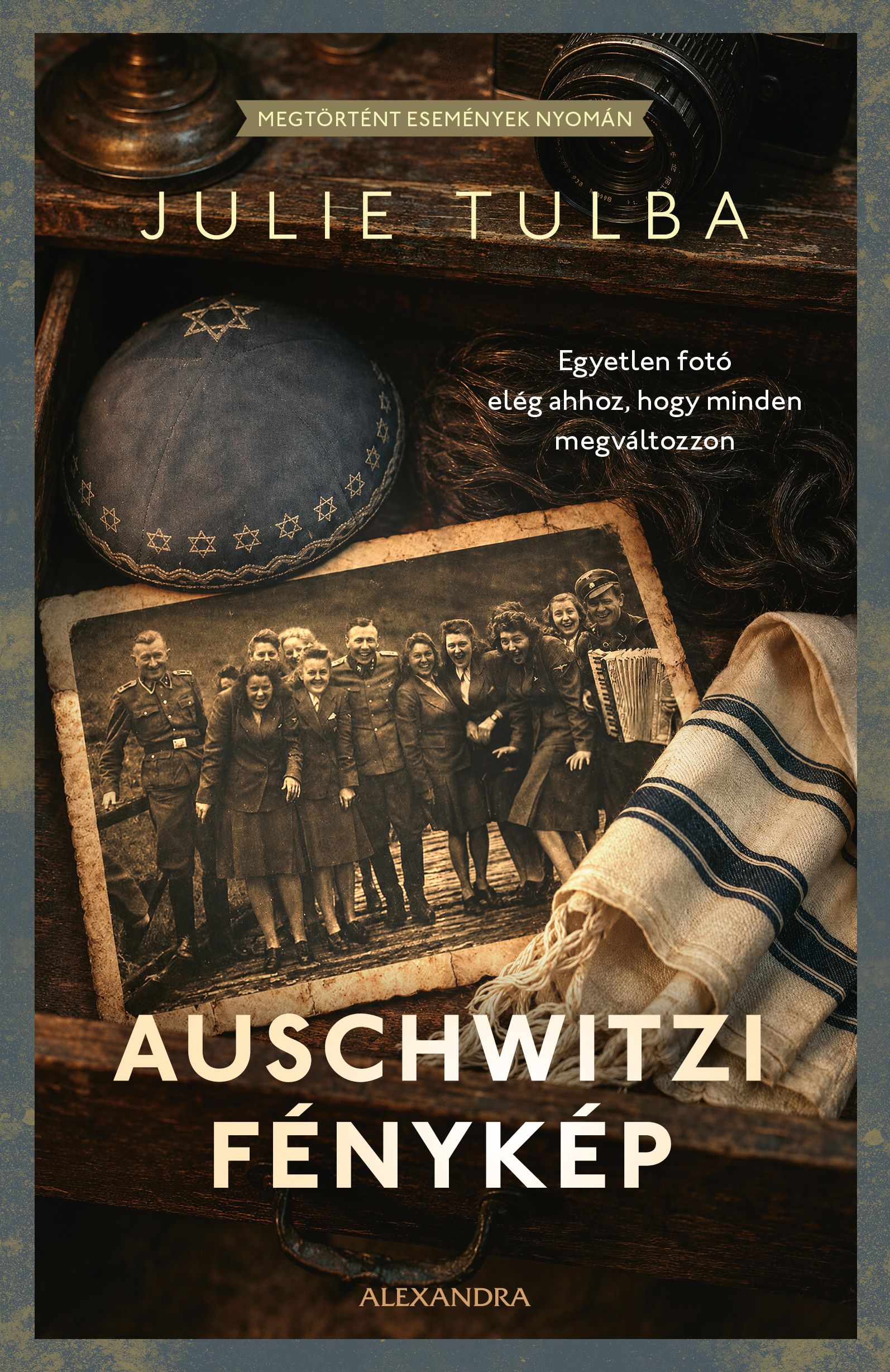 Tulba, Julie: Auschwitzi fénykép